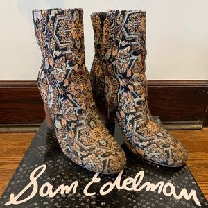 Sam Edelman, Black/Multi Tapestry Corra Boot, 9.5